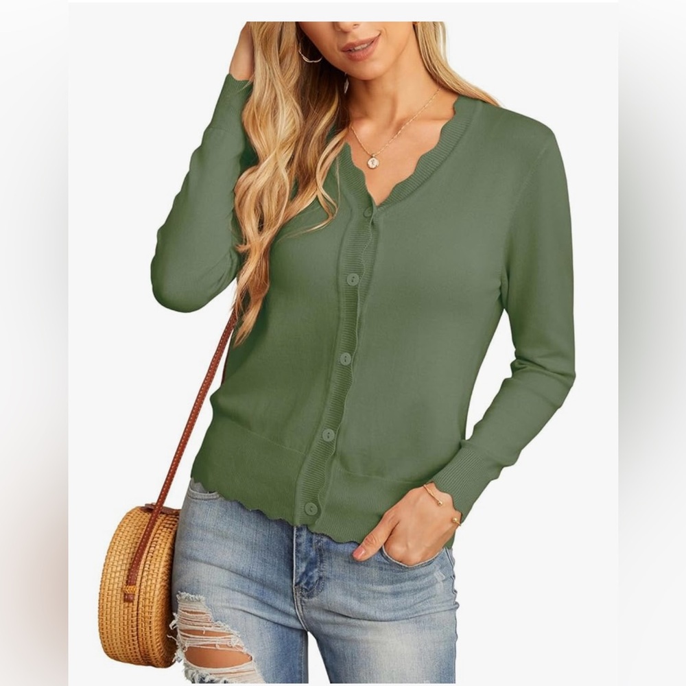 Green Scalloped Edge Cardigan - Picture 2 of 8